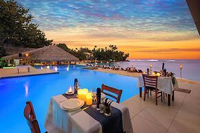Breakas Beach Resort - Adults only