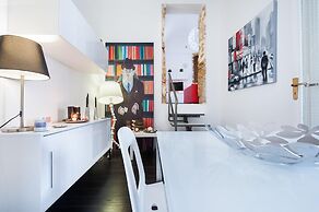 B&B White