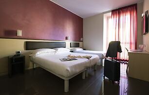Hotel Five