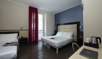 Hotel Five