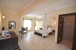 Hotel Cachet Adults Only