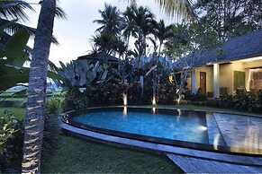Chapung Sebali Resort