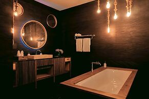 Chapung Sebali Resort