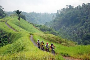 Chapung Sebali Resort