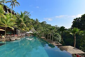 Chapung Sebali Resort
