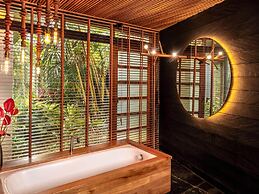 Chapung Sebali Resort
