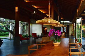Chapung Sebali Resort