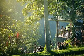 Chapung Sebali Resort