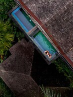 Chapung Sebali Resort