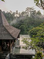 Chapung Sebali Resort