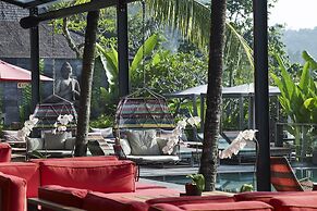 Chapung Sebali Resort