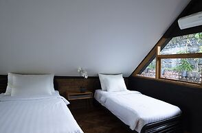 Chapung Sebali Resort