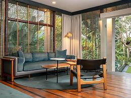 Chapung Sebali Resort