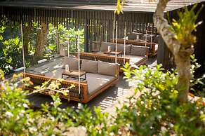 Chapung Sebali Resort