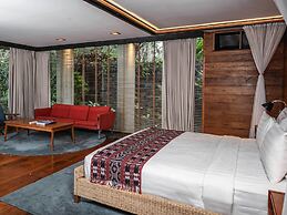Chapung Sebali Resort