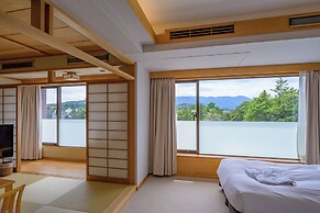 Toba Hotel International