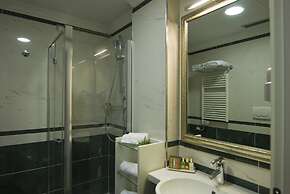 JR Hotels Oriente Bari