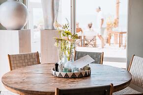 Alexander Hotel