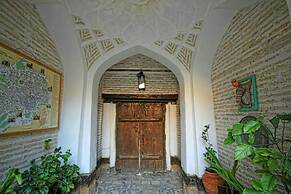 Amulet Hotel