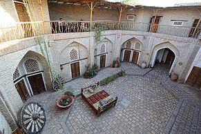 Amulet Hotel