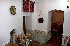 Amulet Hotel