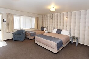 Geneva Motor Lodge