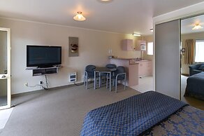 Geneva Motor Lodge