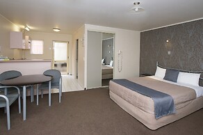 Geneva Motor Lodge
