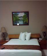 Tradewinds Hotel
