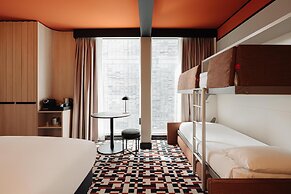 DoubleTree by Hilton Amsterdam Centraal Station