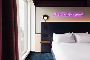 DoubleTree by Hilton Amsterdam Centraal Station