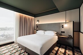 DoubleTree by Hilton Amsterdam Centraal Station