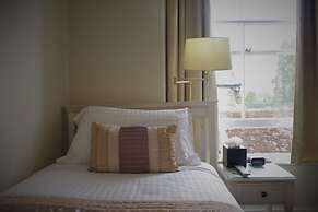 Dene House