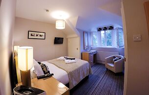 Dene House