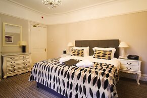 Dene House
