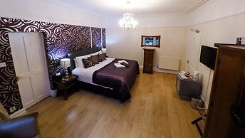 Dene House