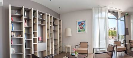 Hotel Fini
