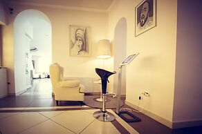 Hotel Fini
