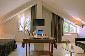 Hotel Fini