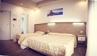 Hotel Fini