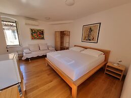 Malena Palace Experience