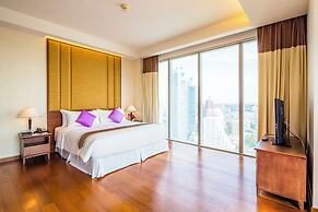 Column Bangkok Hotel