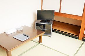 Hiroshima Peace Hotel - Hostel