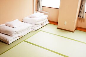 Hiroshima Peace Hotel - Hostel