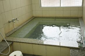 Hiroshima Peace Hotel - Hostel