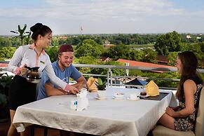 Mondial Hotel Hue