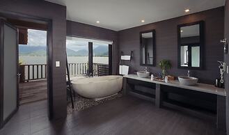 Vedana Lagoon Resort and Spa