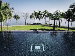 Vedana Lagoon Resort and Spa