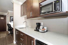Sandman Hotel & Suites Calgary South