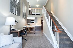 Sandman Hotel & Suites Calgary South